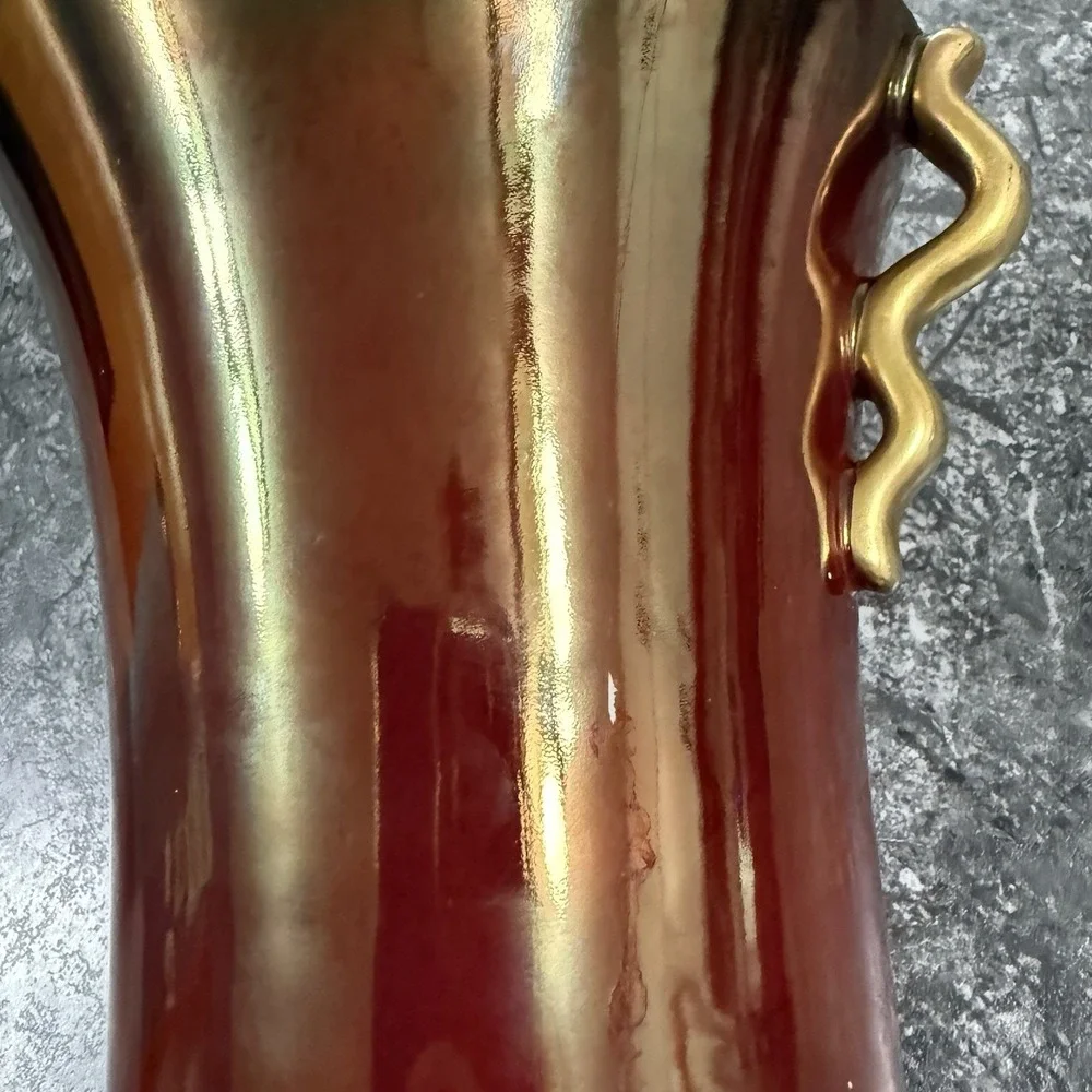 Carlton vase does